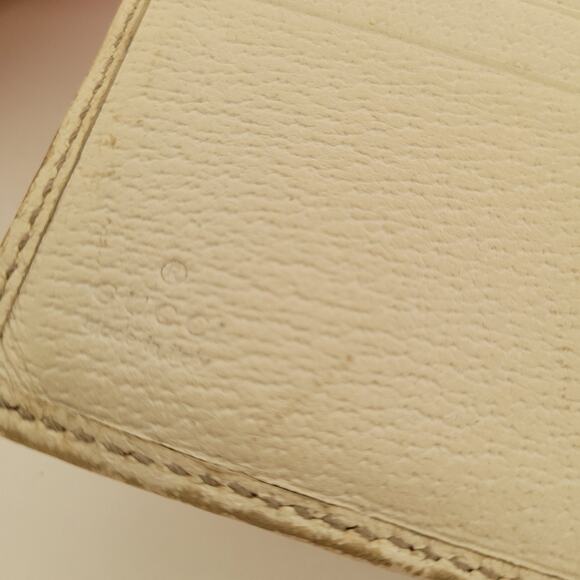 GUCCI Leather Card Bill Coin Wallet Medium Logo Bifold White Bone Compact Vintag - Picture 5 of 14